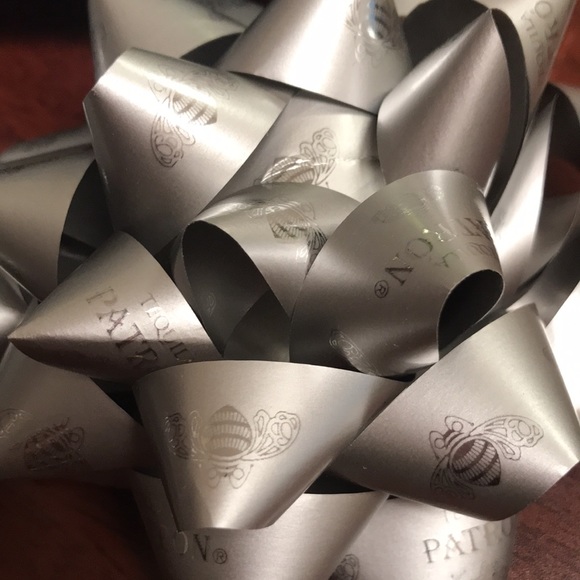 COPY - Set of 3 Patron Tequila Silver Gift Bows 4 1/2" - Picture 4 of 8